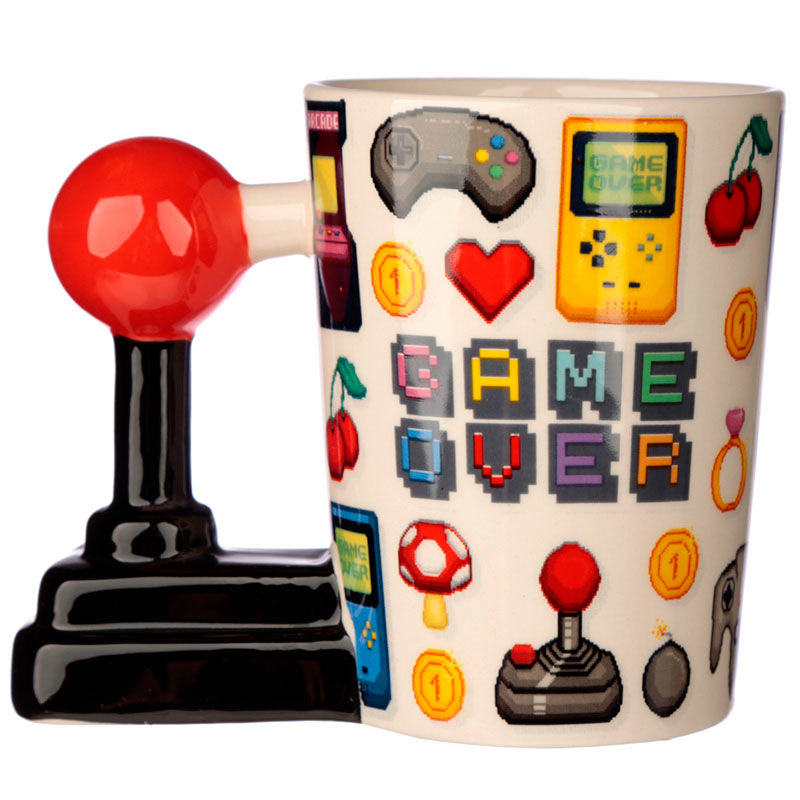 Taza 3D Pixel Joystick – Game Over (11 × 14,5 × 8,5 cm)