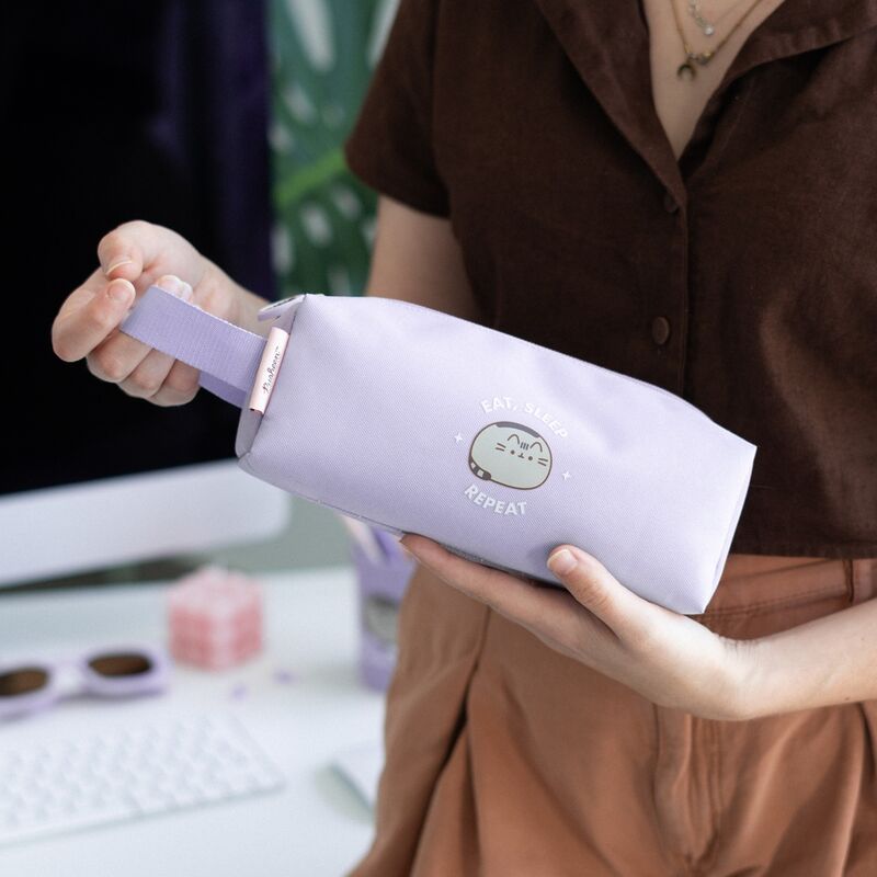 Estojo Quadrado Eat, Sleep, Repeat – Pusheen - MerchVillain