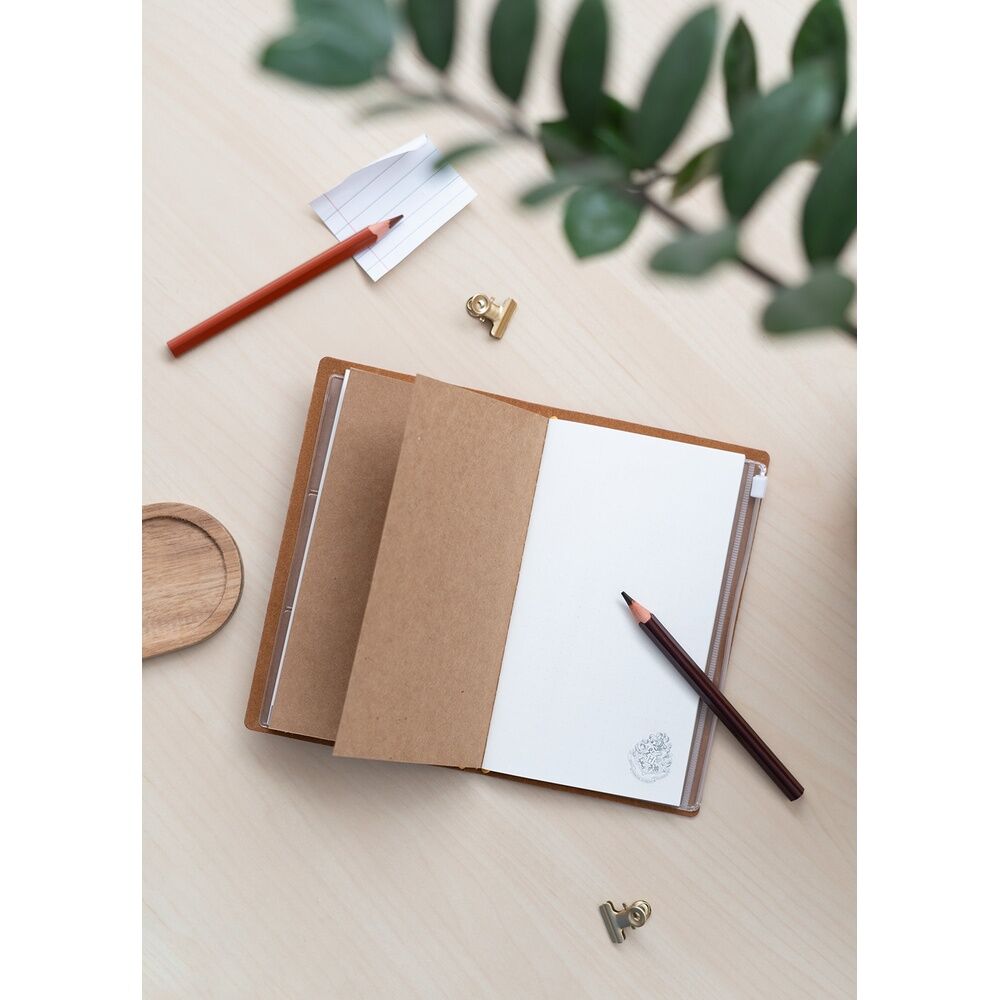 Caderno de viagem Harry Potter Hufflepuff - MerchVillain