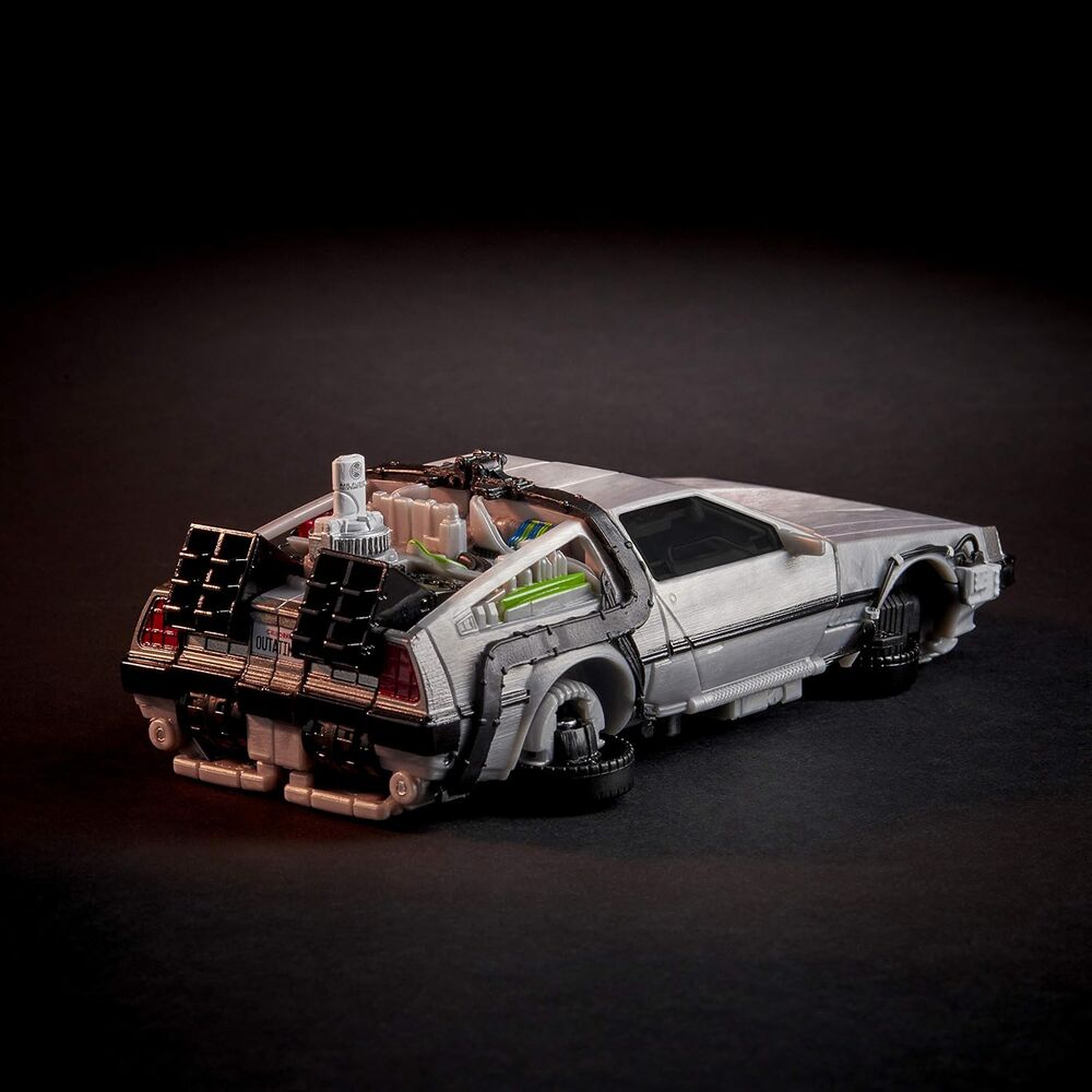 Transformers Back to the Future DeLorean Gigawatt figure 14cm